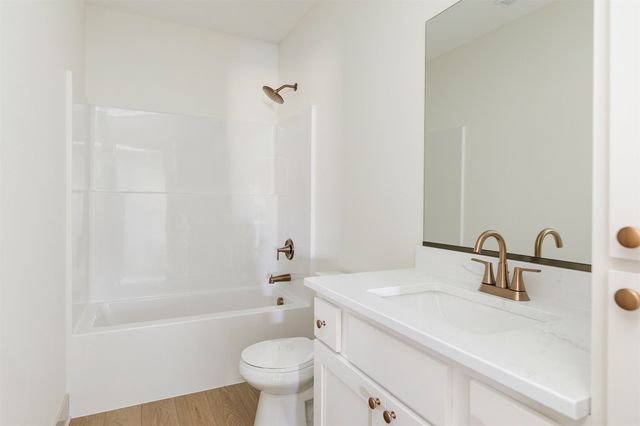 3409 NW Prescott Court, Grimes, IA 50111