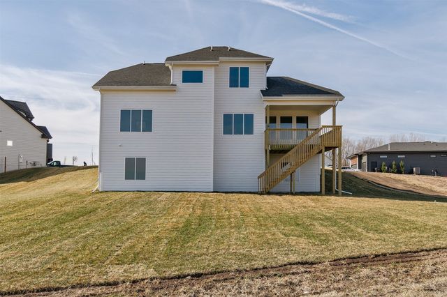 3409 NW Prescott Court, Grimes, IA 50111