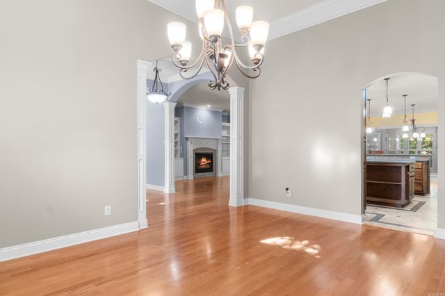 2205 Vermont Street, Conway, AR 72034