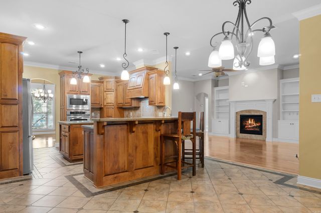 2205 Vermont Street, Conway, AR 72034