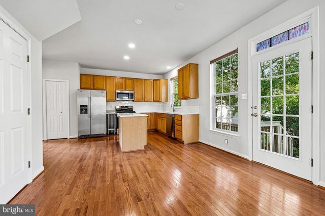 26227 LANDS END DR, Chantilly, VA 20152