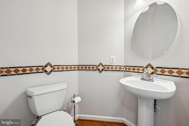 26227 LANDS END DR, Chantilly, VA 20152
