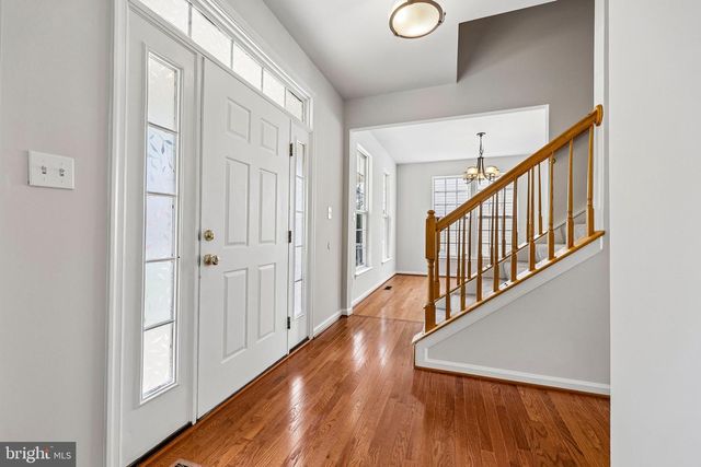 26227 LANDS END DR, Chantilly, VA 20152