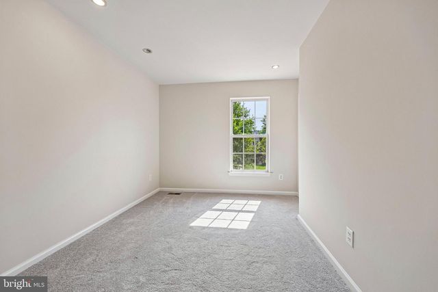 26227 LANDS END DR, Chantilly, VA 20152