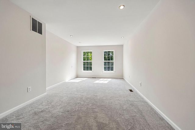 26227 LANDS END DR, Chantilly, VA 20152