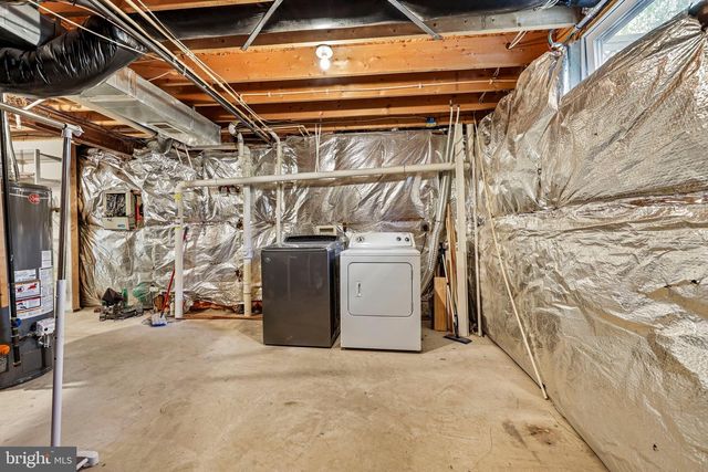 26227 LANDS END DR, Chantilly, VA 20152