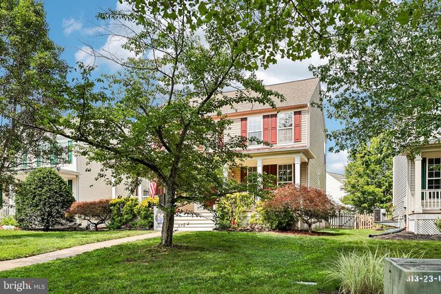 26227 LANDS END DR, Chantilly, VA 20152