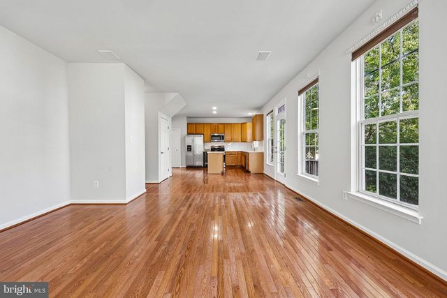 26227 LANDS END DR, Chantilly, VA 20152