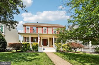 26227 LANDS END DR, Chantilly, VA 20152