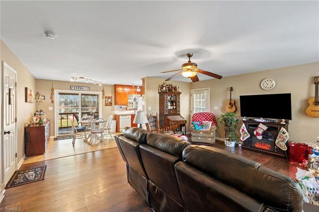 1586 Riverview Road Extension, Lexington, NC 27292