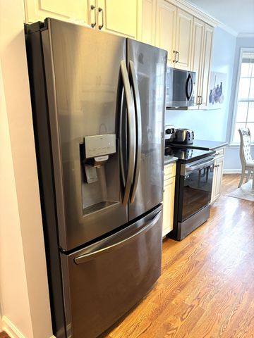 4629 Smitty Dr, Murfreesboro, TN 37128