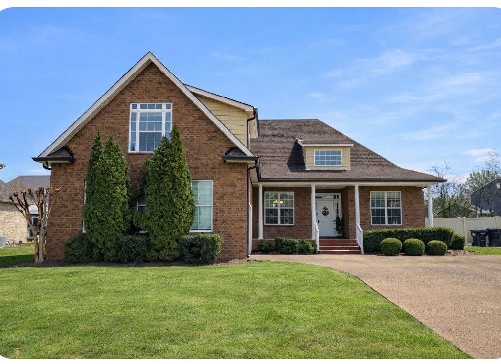 4629 Smitty Dr, Murfreesboro, TN 37128