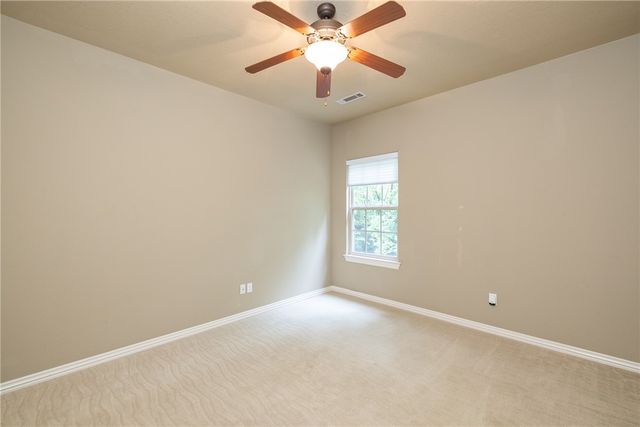 1699 E Amber Drive, Fayetteville, AR 72703