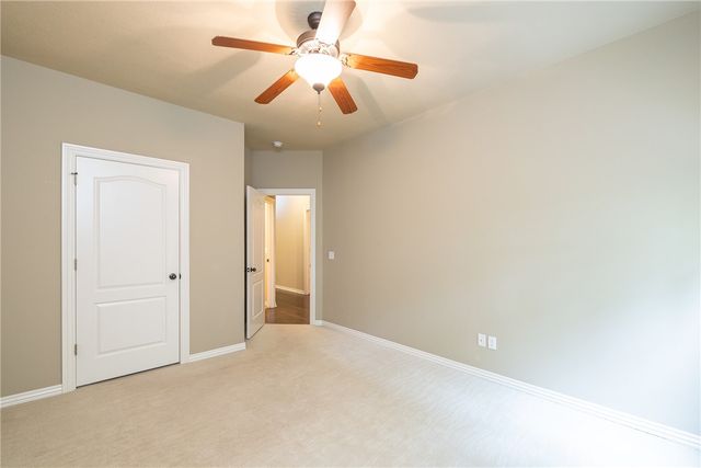 1699 E Amber Drive, Fayetteville, AR 72703