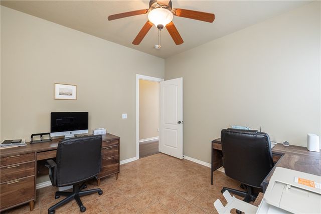 1699 E Amber Drive, Fayetteville, AR 72703