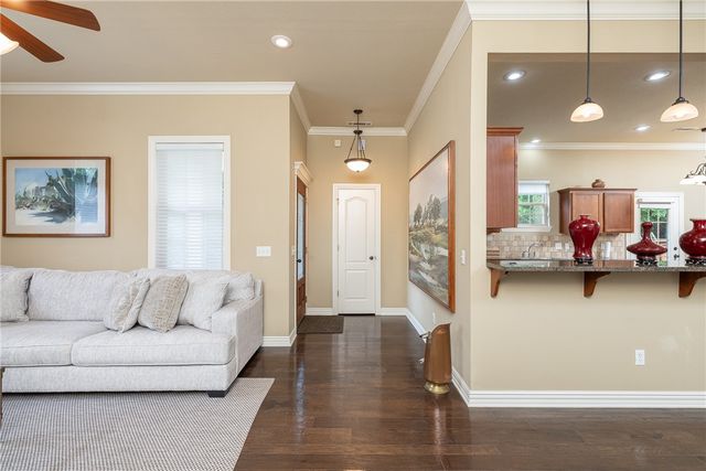 1699 E Amber Drive, Fayetteville, AR 72703