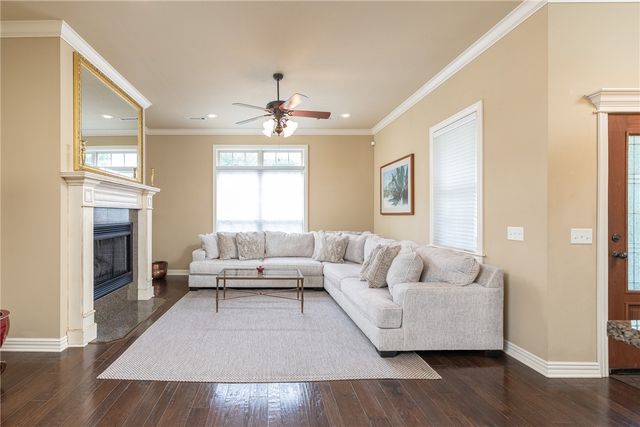 1699 E Amber Drive, Fayetteville, AR 72703