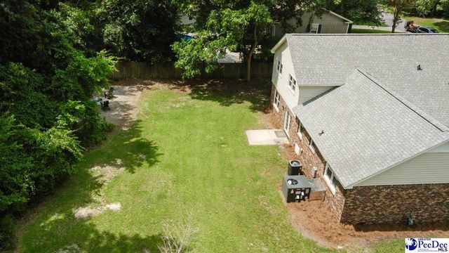2429 S Hallmark Dr., Florence, SC 29505
