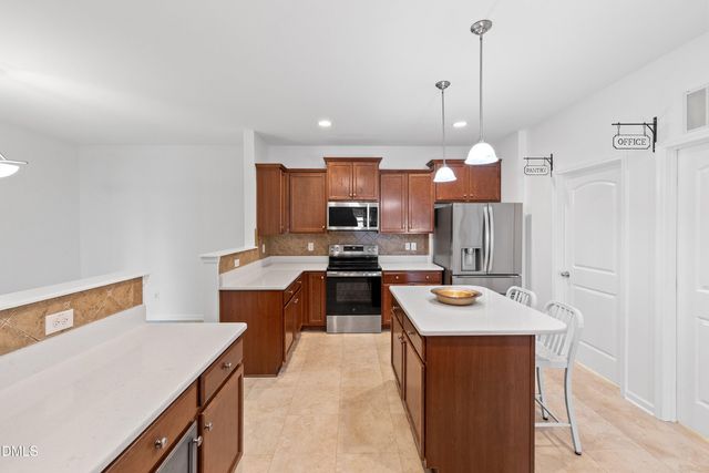 817 Edgeware Way, Wake Forest, NC 27587