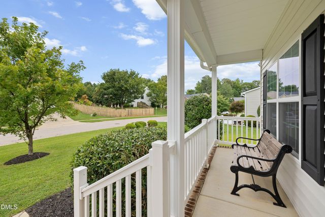 817 Edgeware Way, Wake Forest, NC 27587