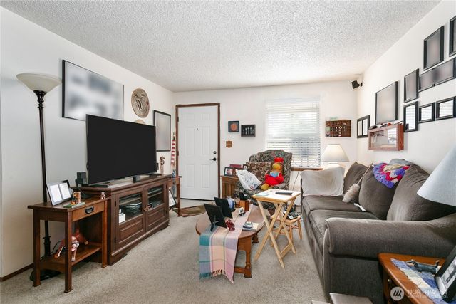 617 -619 140th Street S, Tacoma, WA 98444