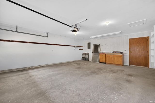 2983 N Bankers Drive, Bloomington, IN 47408