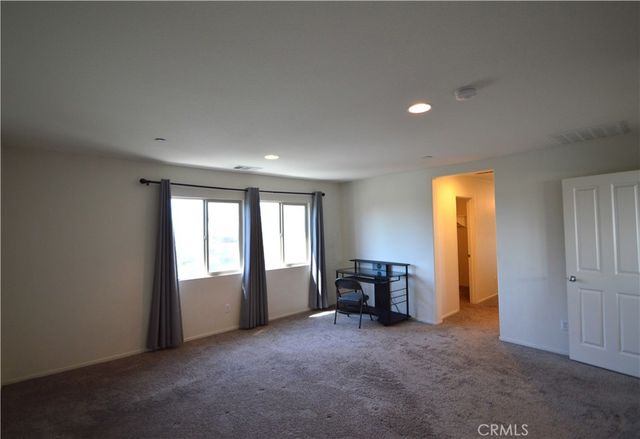 7064 Sweetleaf, Fontana, CA 92336