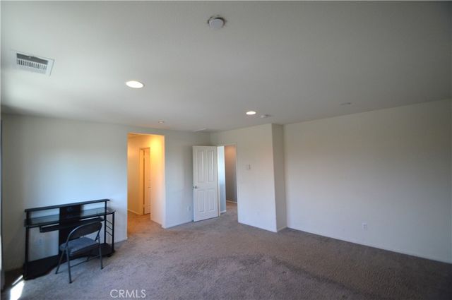 7064 Sweetleaf, Fontana, CA 92336