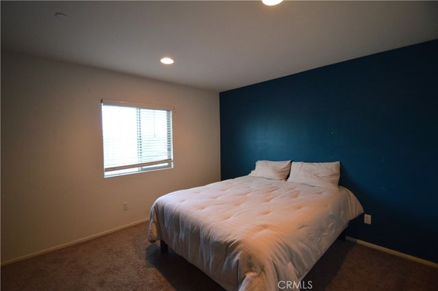 7064 Sweetleaf, Fontana, CA 92336