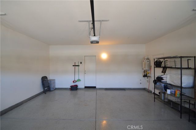 7064 Sweetleaf, Fontana, CA 92336