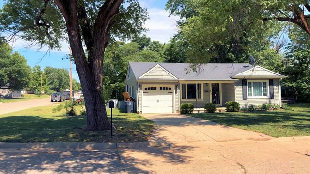 1302 Shelden, El Dorado, KS 67042