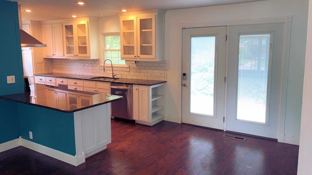 1302 Shelden, El Dorado, KS 67042