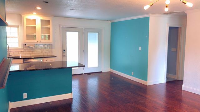 1302 Shelden, El Dorado, KS 67042