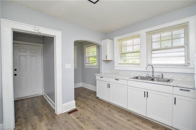 705 Lexington Avenue, High Point, NC 27262
