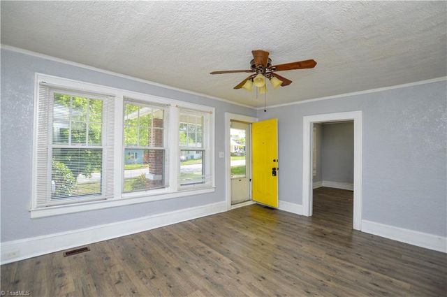 705 Lexington Avenue, High Point, NC 27262