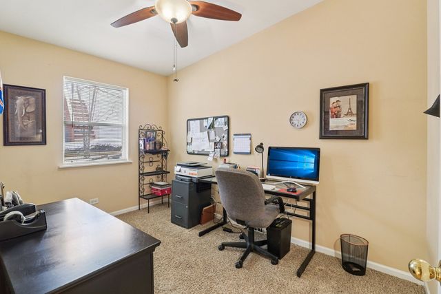 11 Highview Avenue, Fox Lake, IL 60020