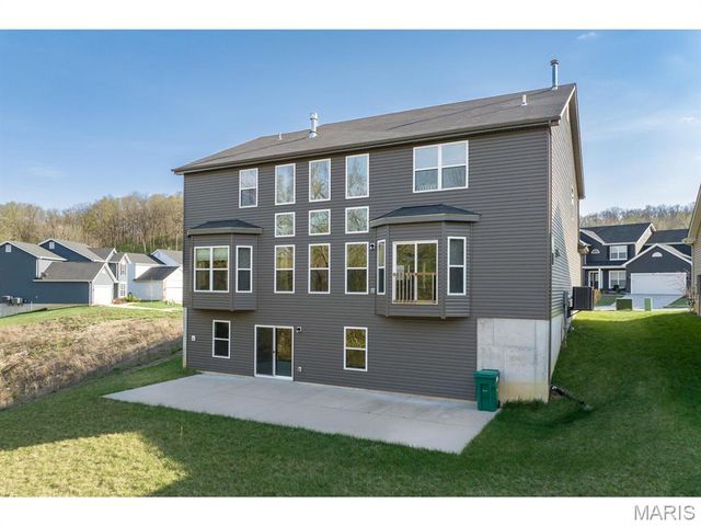 5013 Corisande Woods Drive, Fenton, MO 63026