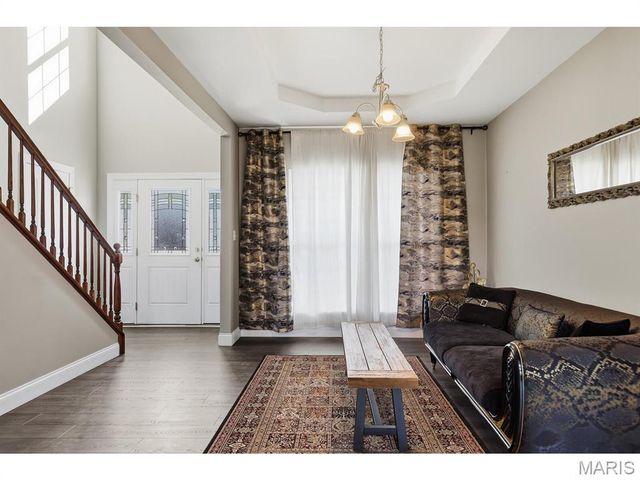 5013 Corisande Woods Drive, Fenton, MO 63026