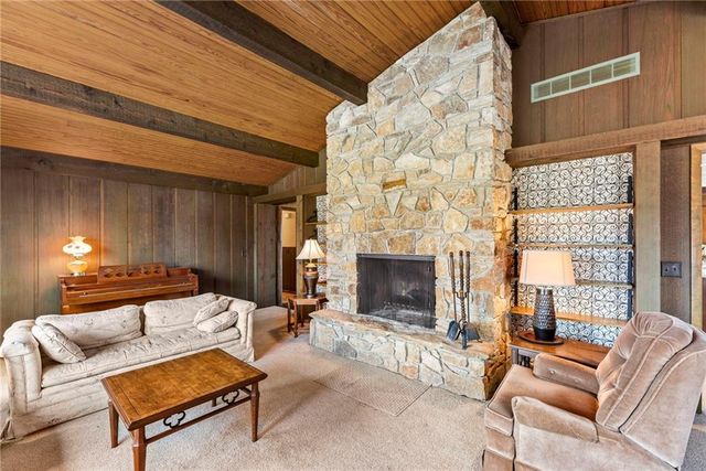 557 U.S. 75 Highway, Yates Center, KS 66783