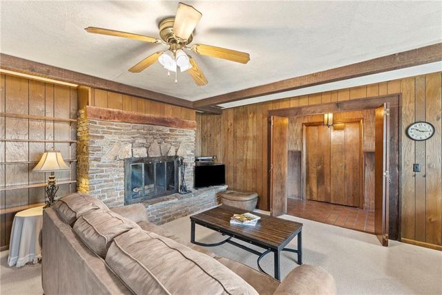 557 U.S. 75 Highway, Yates Center, KS 66783