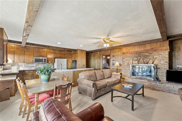 557 U.S. 75 Highway, Yates Center, KS 66783