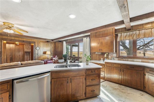 557 U.S. 75 Highway, Yates Center, KS 66783