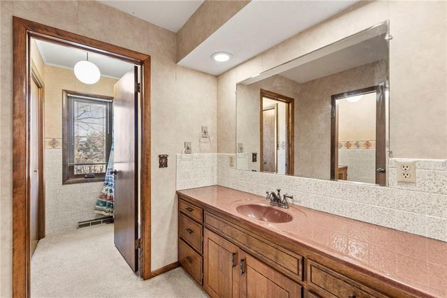 557 U.S. 75 Highway, Yates Center, KS 66783