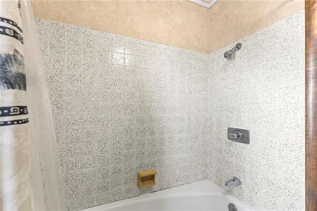 557 U.S. 75 Highway, Yates Center, KS 66783