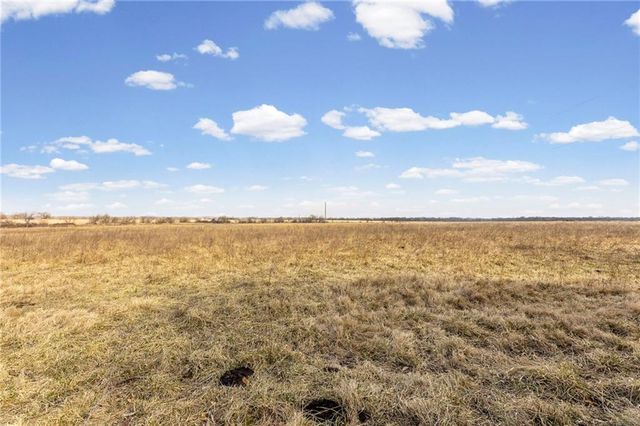 557 U.S. 75 Highway, Yates Center, KS 66783