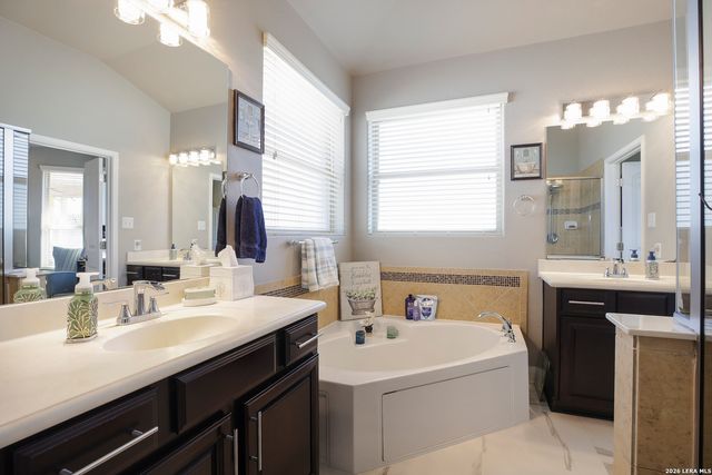 574 Calm Springs, San Antonio, TX 78260