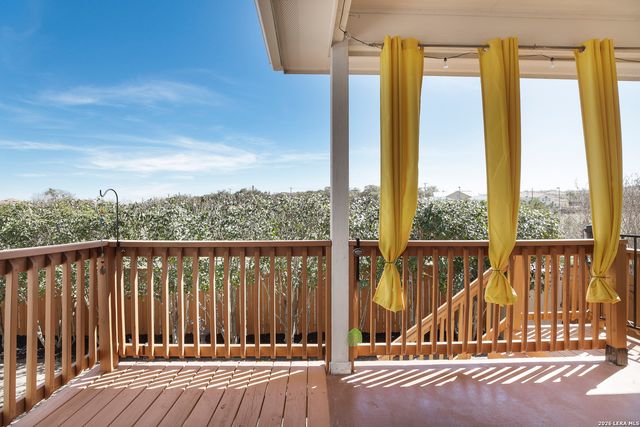 574 Calm Springs, San Antonio, TX 78260