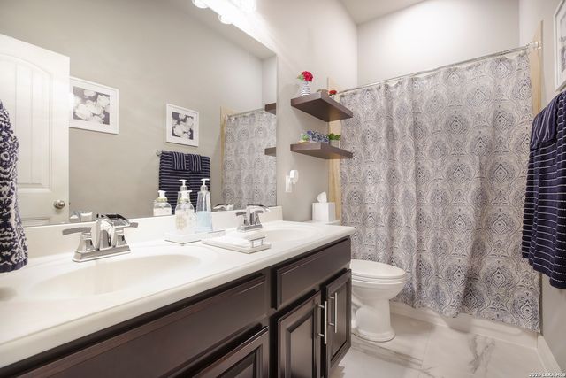 574 Calm Springs, San Antonio, TX 78260