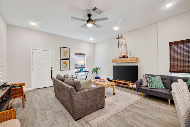 4815 Eastland Street, Houston, TX 77028