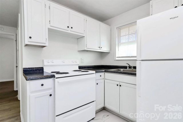 3315 Ross Avenue, Charlotte, NC 28208